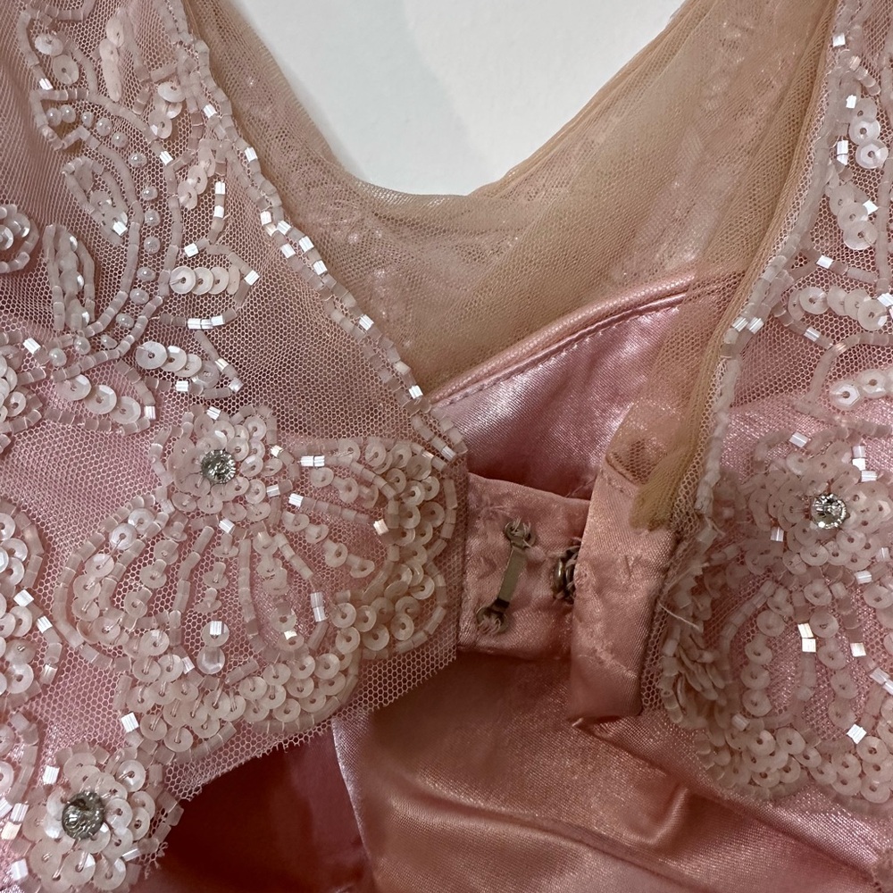 Sherri Hill Blush Sequin Crop Top - Picture 3 of 5